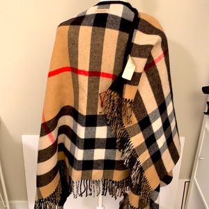 Burberry Wool Cape / Poncho Authentic